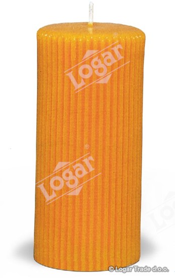 Model - pokončna z zarezami - 1976